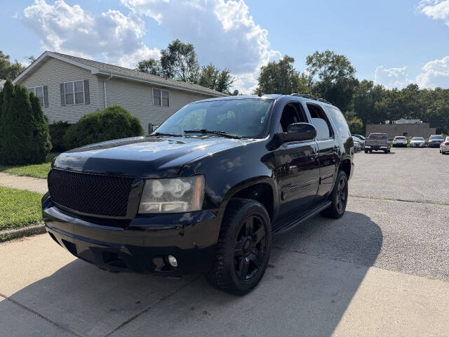 chevrolet tahoe 2010 1GNUKBE07AR209773 image chevrolet tahoe 2010 1GNUKBE07AR209773 image