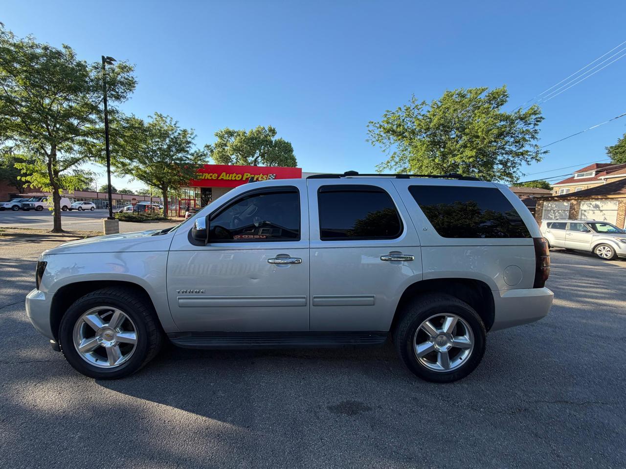 chevrolet tahoe 2014 1GNSCBE07ER134860 image chevrolet tahoe 2014 1GNSCBE07ER134860 image