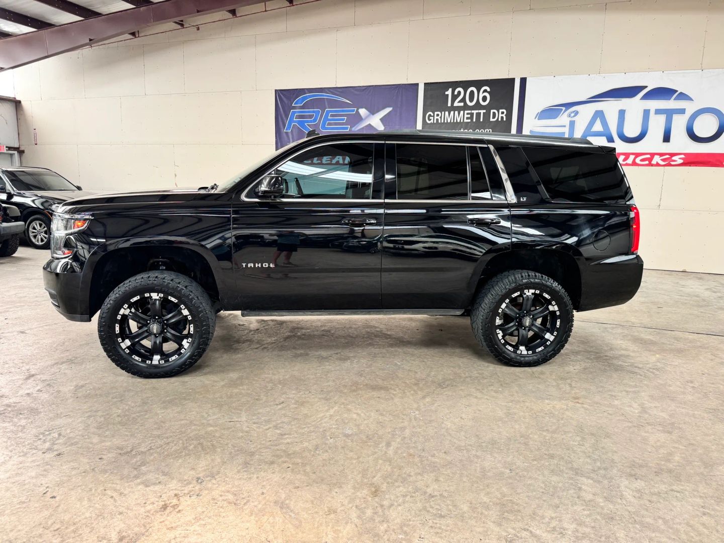 chevrolet tahoe 2015 1GNSKBKC4FR213731 image chevrolet tahoe 2015 1GNSKBKC4FR213731 image