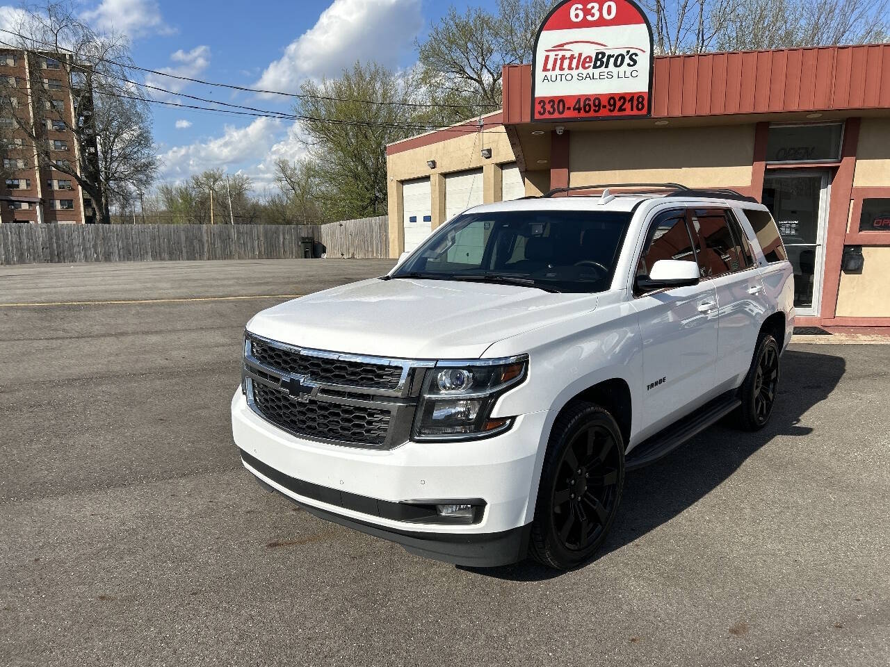 chevrolet tahoe 2015 1GNSKBKC2FR631821 image chevrolet tahoe 2015 1GNSKBKC2FR631821 image