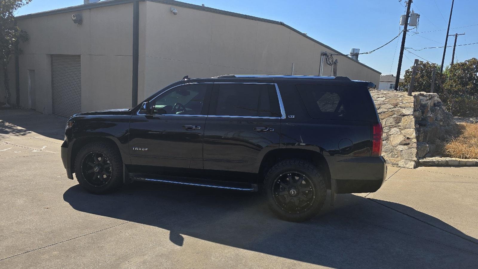 chevrolet tahoe 2015 1GNSKCKC7FR652069 image chevrolet tahoe 2015 1GNSKCKC7FR652069 image