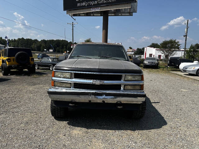 chevrolet tahoe 1999 1GNEK13RXXJ393579 image chevrolet tahoe 1999 1GNEK13RXXJ393579 image