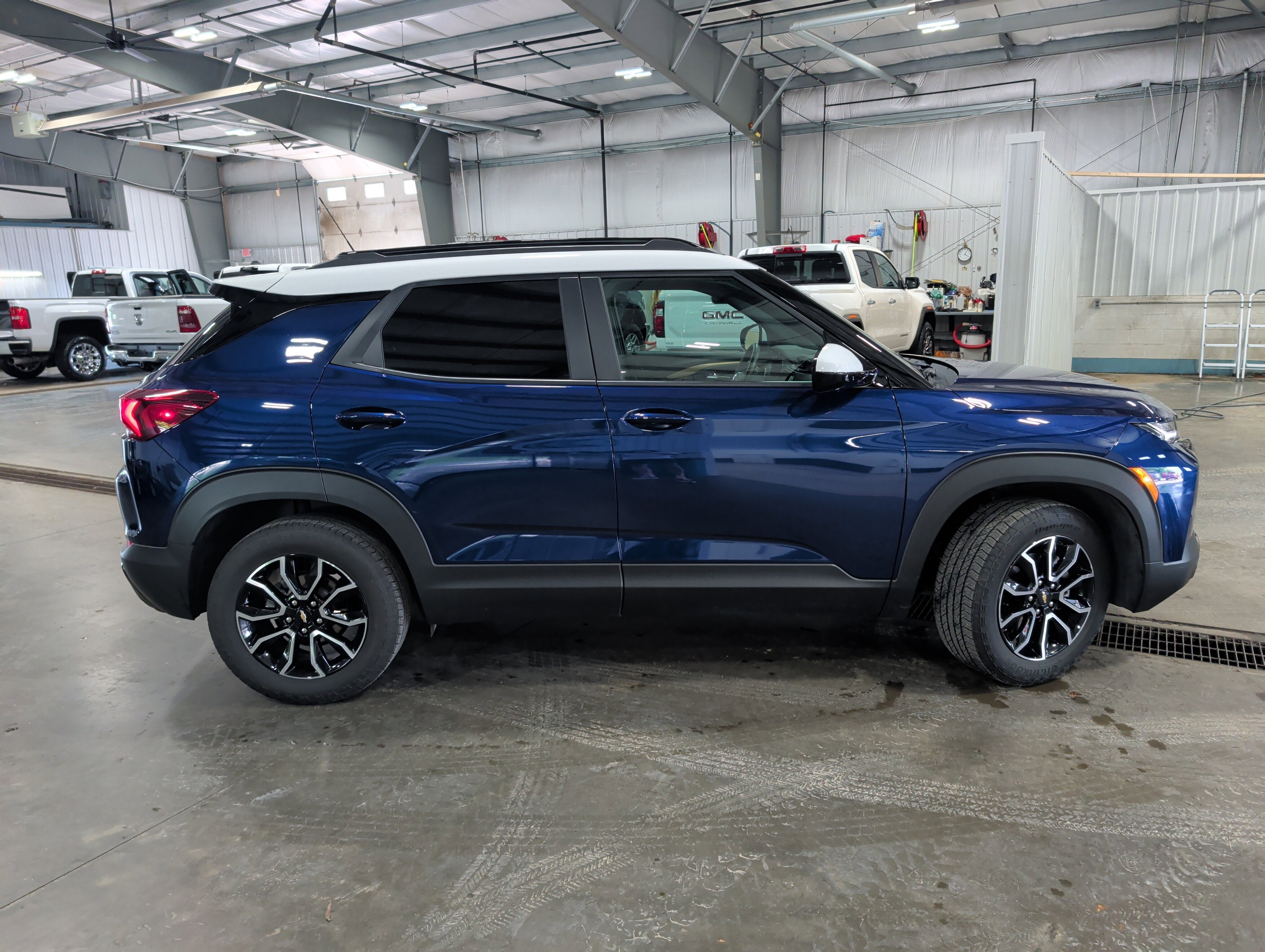 chevrolet trailblazer 2023 KL79MSSL8PB125290 image chevrolet trailblazer 2023 KL79MSSL8PB125290 image