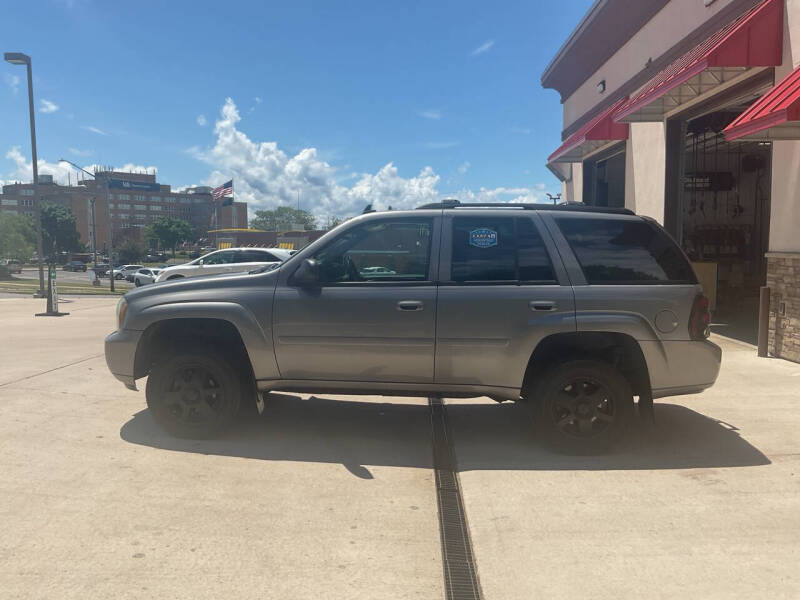 chevrolet trailblazer 2007 1GNDT13SX72121085 image chevrolet trailblazer 2007 1GNDT13SX72121085 image
