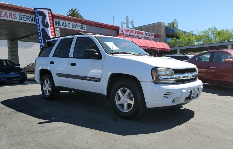 chevrolet trailblazer 2004 1GNDS13S042102379 image chevrolet trailblazer 2004 1GNDS13S042102379 image