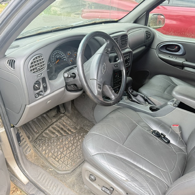 chevrolet trailblazer 2002 1GNDT13S422164247 image chevrolet trailblazer 2002 1GNDT13S422164247 image