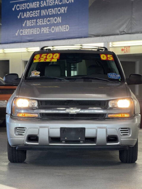 chevrolet trailblazer 2005 1GNDT13S552387370 image chevrolet trailblazer 2005 1GNDT13S552387370 image