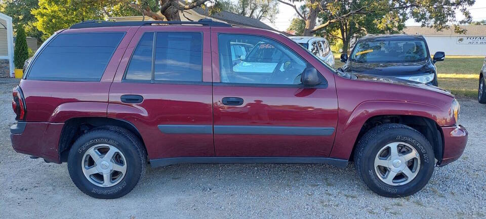 chevrolet trailblazer 2005 1GNDT13S552176010 image chevrolet trailblazer 2005 1GNDT13S552176010 image