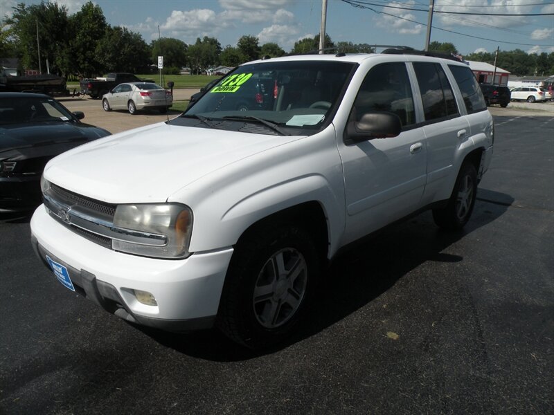 chevrolet trailblazer 2005 1GNDT13S052328811 image chevrolet trailblazer 2005 1GNDT13S052328811 image