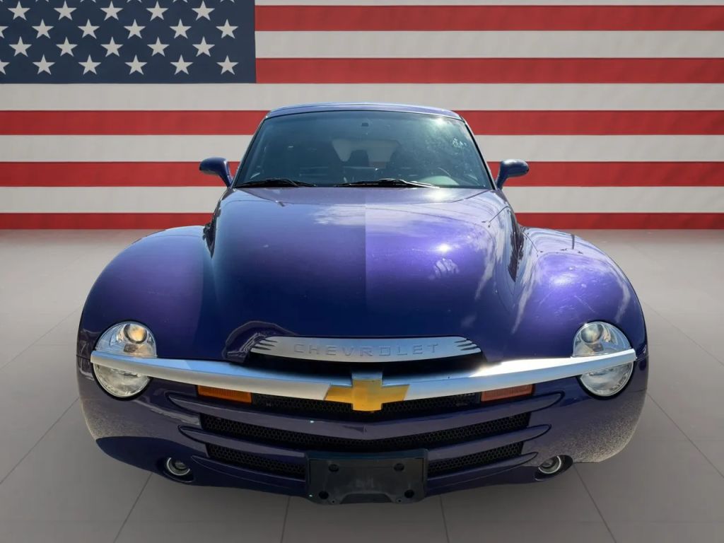 chevrolet ssr 2004 1GCES14P44B112467 image chevrolet ssr 2004 1GCES14P44B112467 image