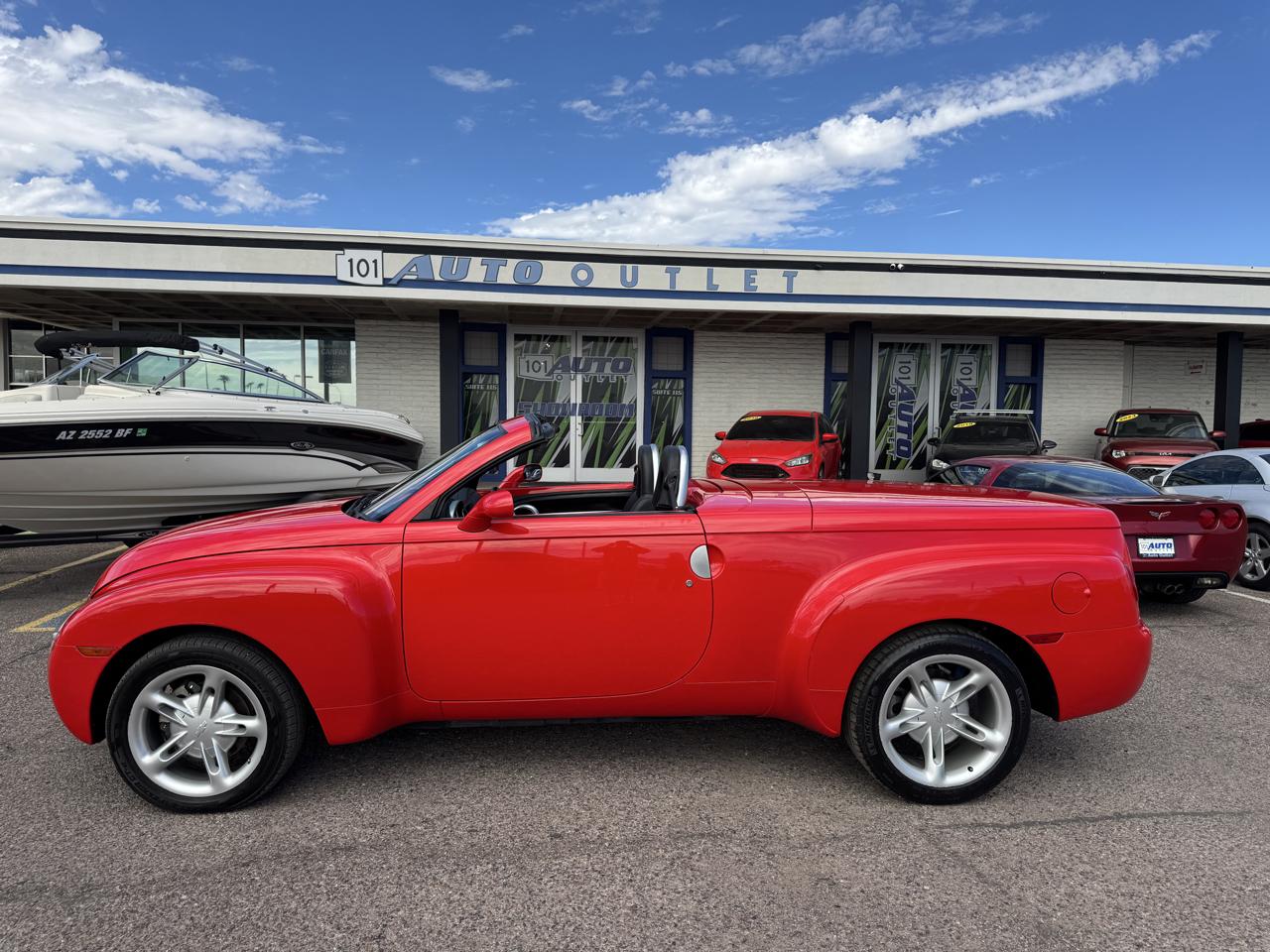 chevrolet ssr 2004 1GCES14P04B108772 image chevrolet ssr 2004 1GCES14P04B108772 image