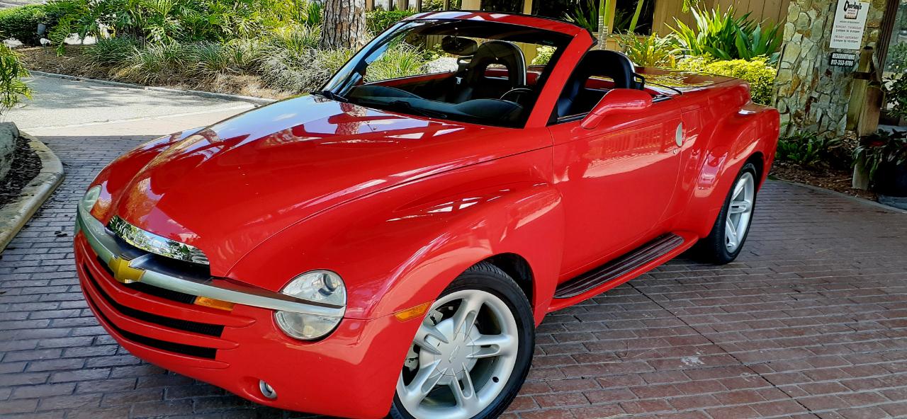 chevrolet ssr 2004 1GCES14P44B111156 image chevrolet ssr 2004 1GCES14P44B111156 image