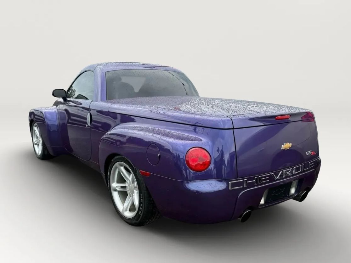 chevrolet ssr 2004 1GCES14P54B105995 image chevrolet ssr 2004 1GCES14P54B105995 image