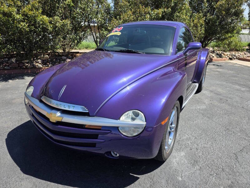 chevrolet ssr 2004 1GCES14P94B111850 image chevrolet ssr 2004 1GCES14P94B111850 image