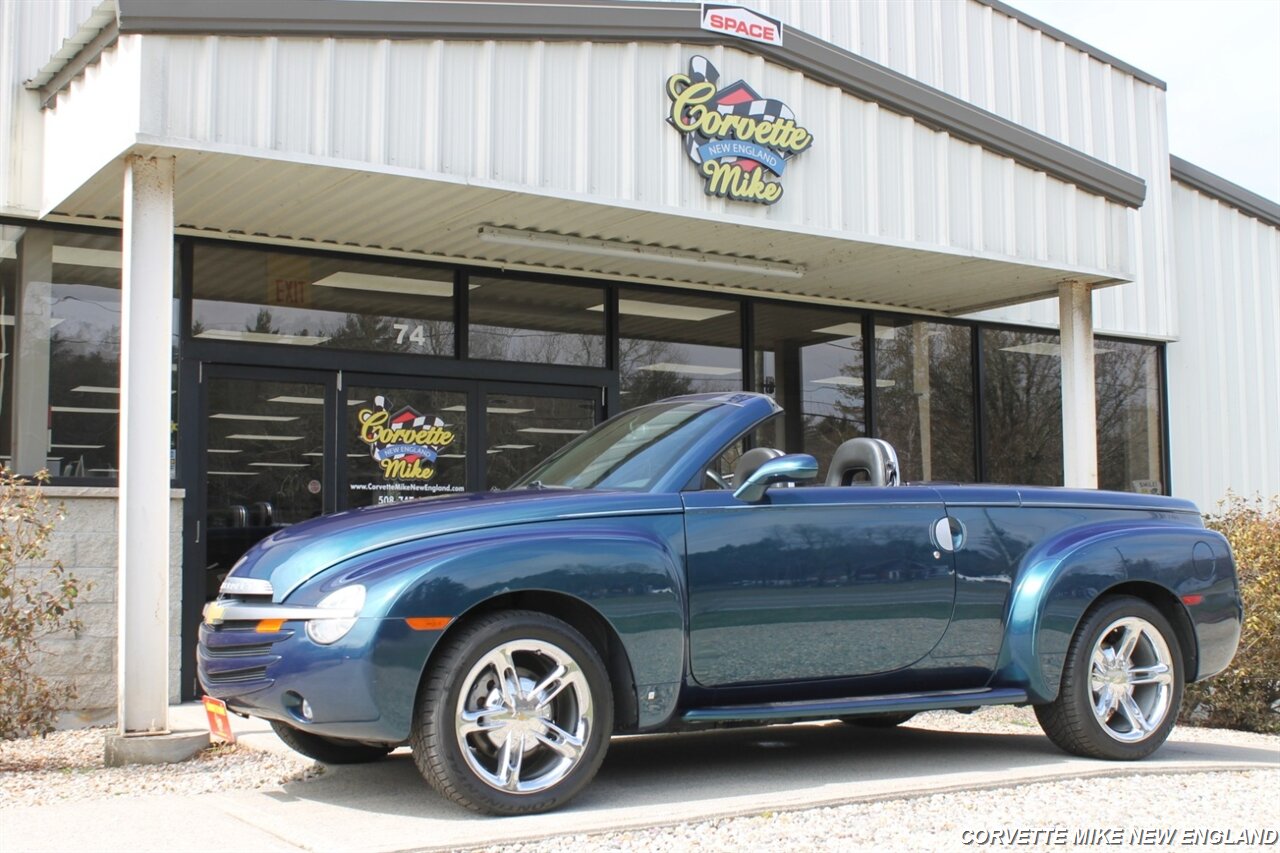 chevrolet ssr 2006 1GCES14H76B122647 image chevrolet ssr 2006 1GCES14H76B122647 image