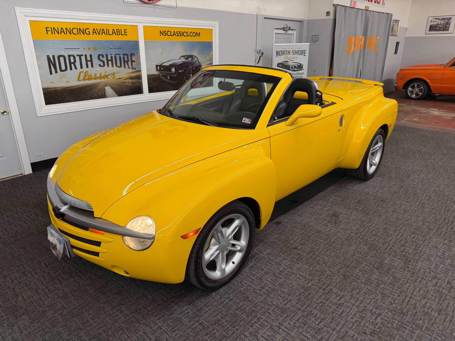 chevrolet ssr 2005 1GCES14H75B114241 image chevrolet ssr 2005 1GCES14H75B114241 image