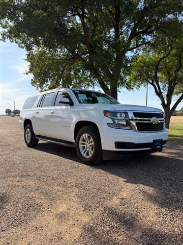 chevrolet suburban 2016 1GNSKGEC4GR239885 image chevrolet suburban 2016 1GNSKGEC4GR239885 image
