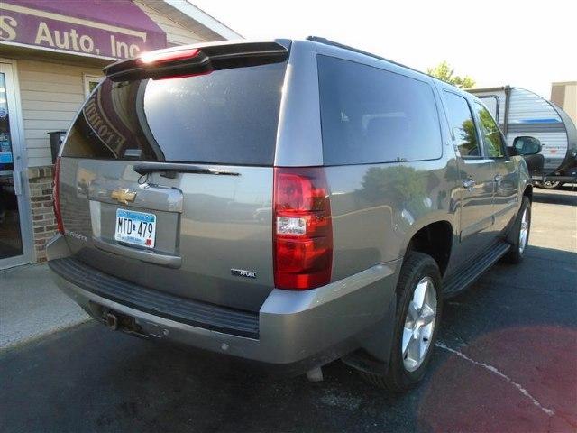 chevrolet suburban 2008 1GNFK16368J159856 image chevrolet suburban 2008 1GNFK16368J159856 image