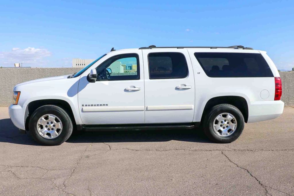 chevrolet suburban 2008 3GNFC16018G151426 image chevrolet suburban 2008 3GNFC16018G151426 image
