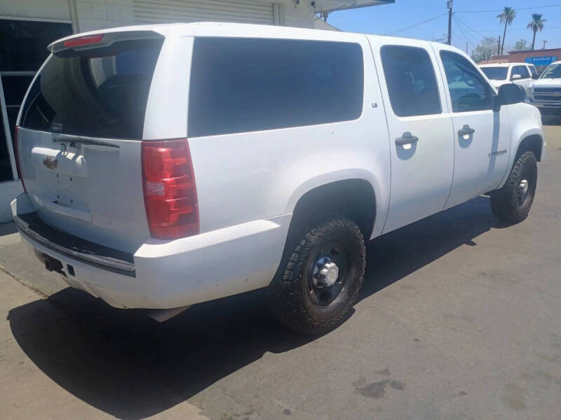 chevrolet suburban 2009 1GNGK46K69R184675 image chevrolet suburban 2009 1GNGK46K69R184675 image