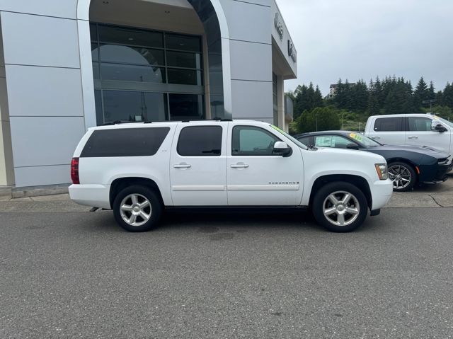 chevrolet suburban 2007 3GNFK16387G190882 image chevrolet suburban 2007 3GNFK16387G190882 image
