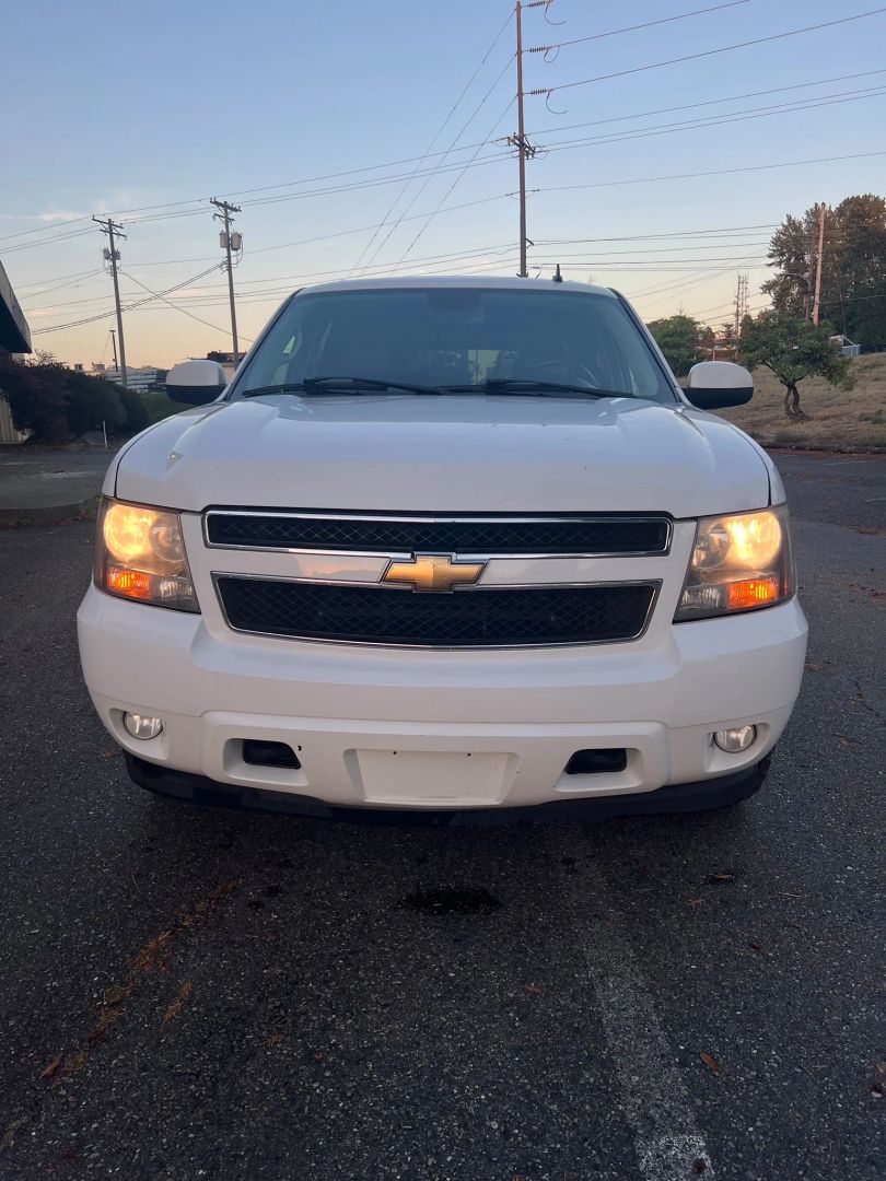 chevrolet suburban 2007 3GNGK26K17G207653 image chevrolet suburban 2007 3GNGK26K17G207653 image
