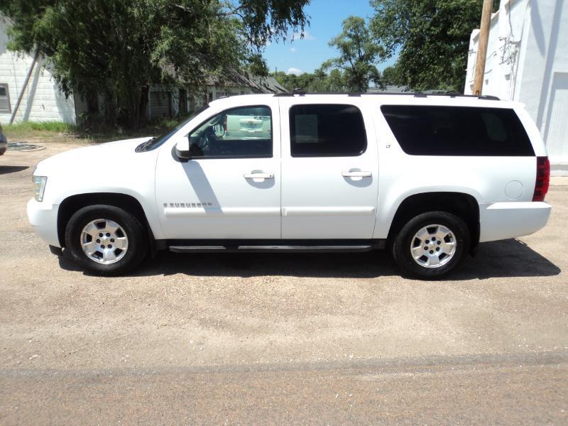 chevrolet suburban 2007 3GNFC16087G181876 image chevrolet suburban 2007 3GNFC16087G181876 image