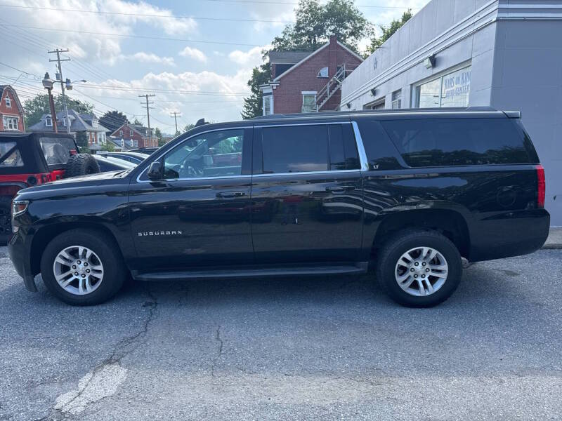 chevrolet suburban 2018 1GNSKHKC9JR235008 image chevrolet suburban 2018 1GNSKHKC9JR235008 image