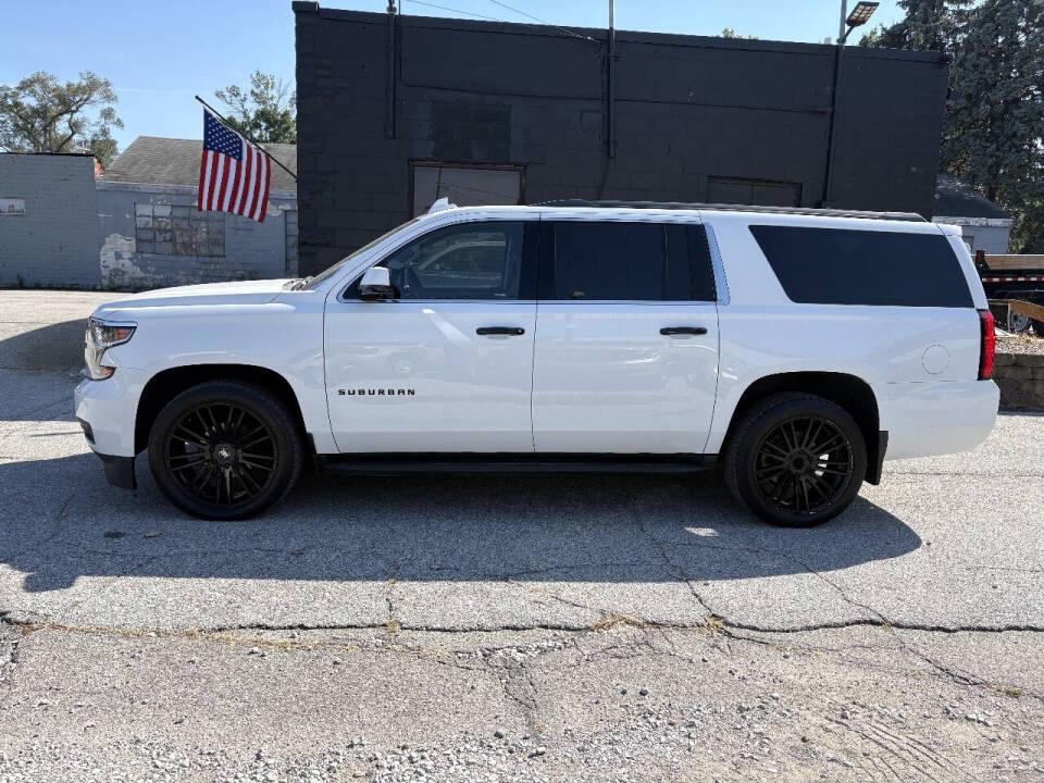 chevrolet suburban 2018 1GNSKKEC3JR273973 image chevrolet suburban 2018 1GNSKKEC3JR273973 image