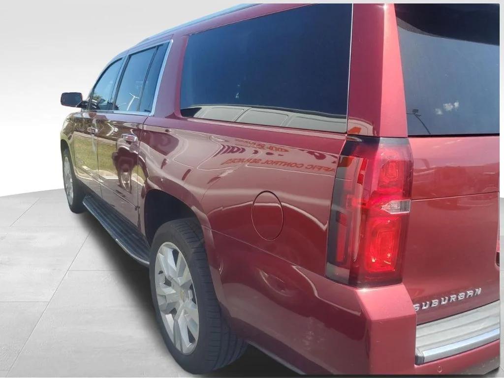 chevrolet suburban 2018 1GNSCJKC6JR127207 image chevrolet suburban 2018 1GNSCJKC6JR127207 image