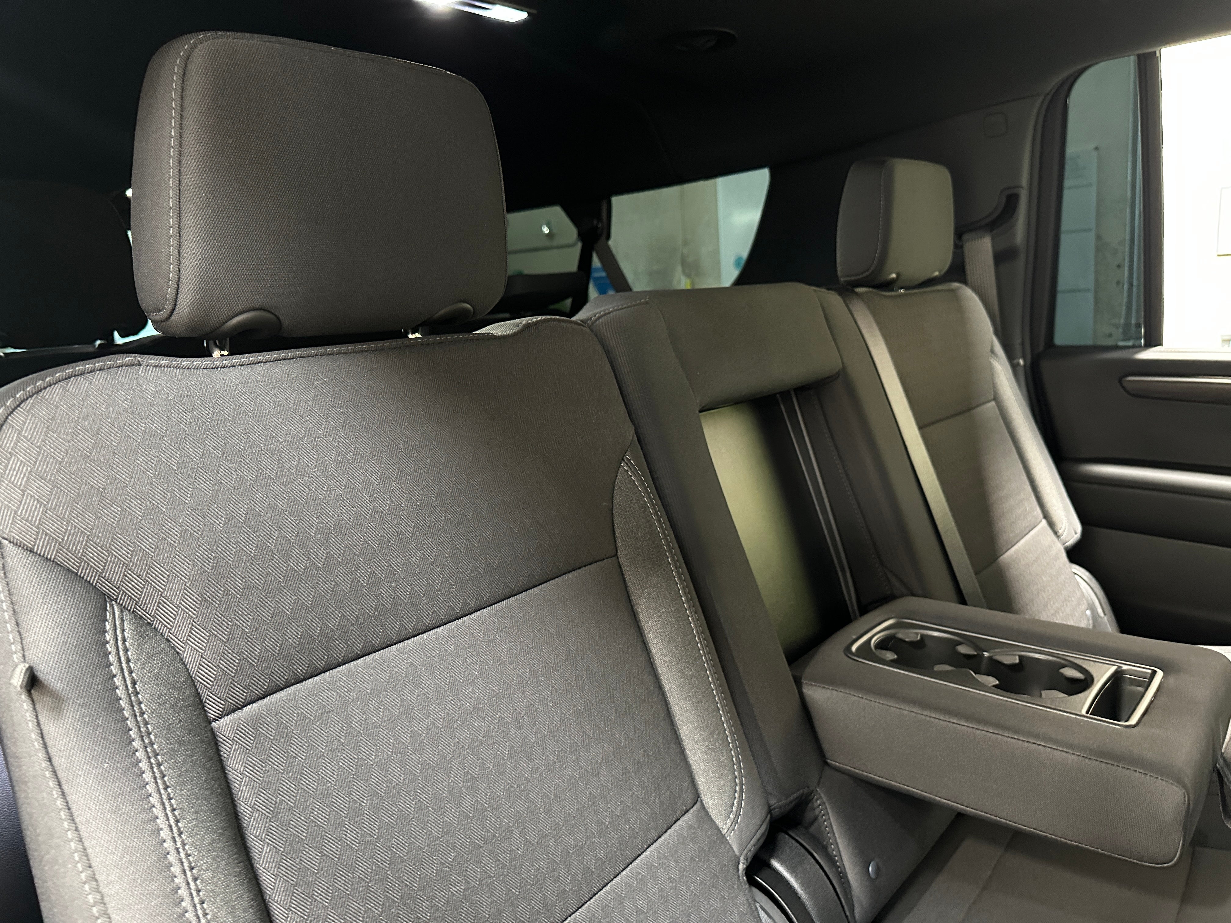 chevrolet suburban 2026 1GNS5BKD8TR174637 image chevrolet suburban 2026 1GNS5BKD8TR174637 image