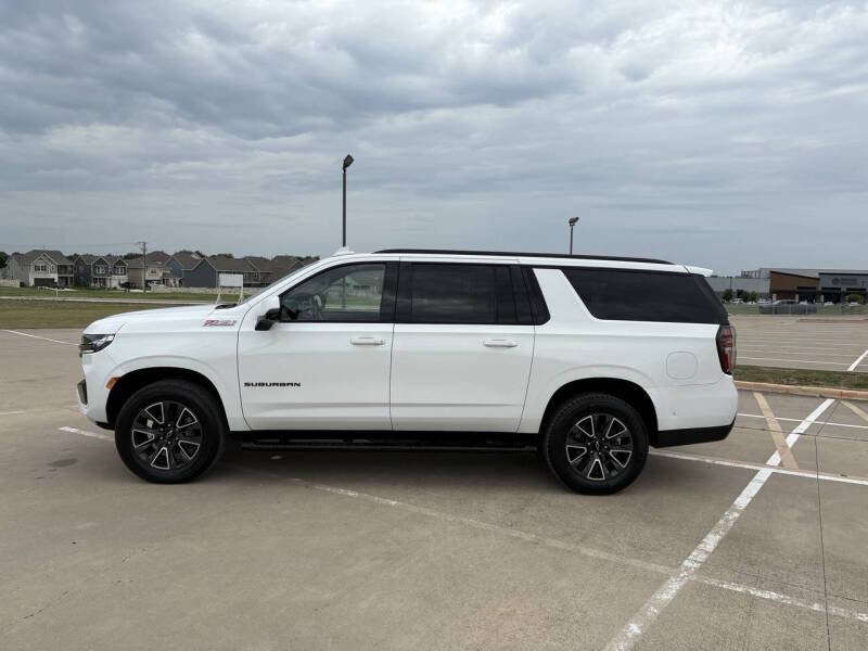 chevrolet suburban 2021 1GNSKDKD9MR329993 image