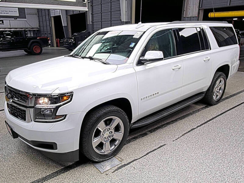 chevrolet suburban 2017 1GNSCGKC3HR272007 image chevrolet suburban 2017 1GNSCGKC3HR272007 image
