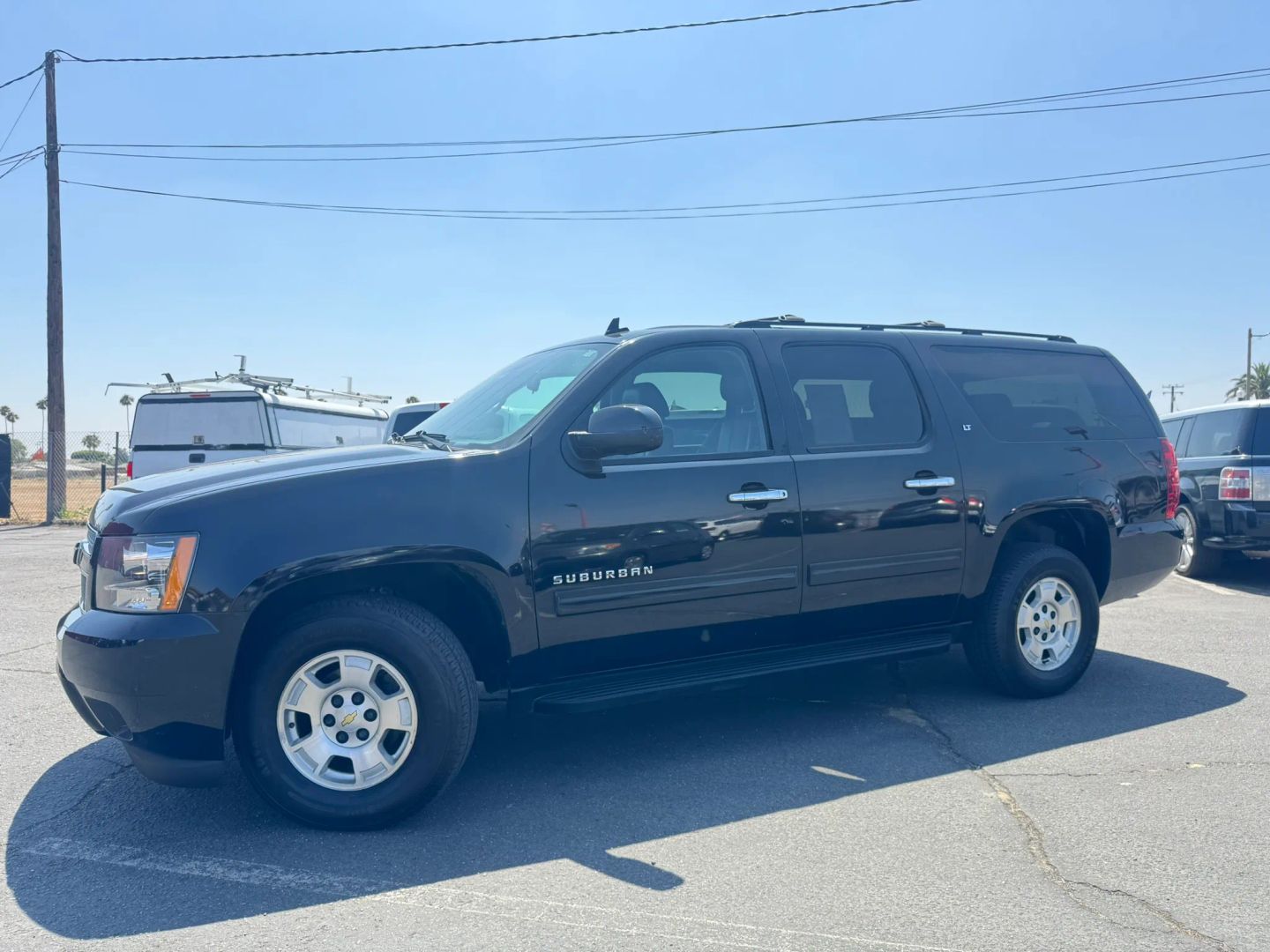 chevrolet suburban 2012 1GNSKJE74CR300565 image chevrolet suburban 2012 1GNSKJE74CR300565 image