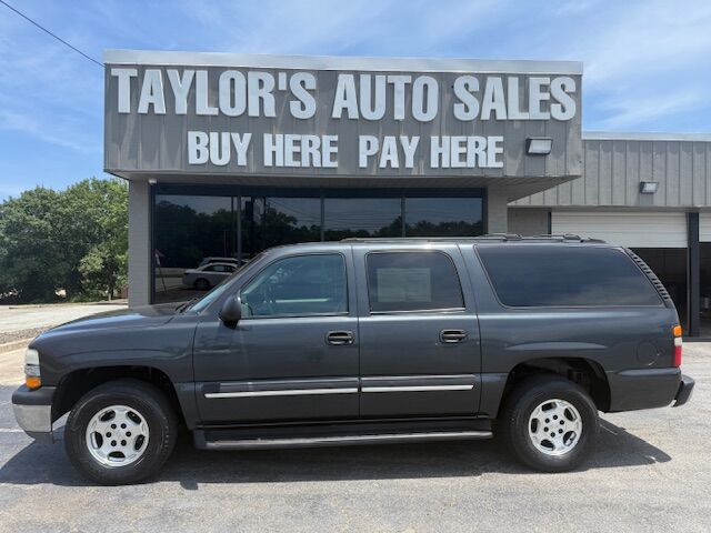 chevrolet suburban 2004 3GNEC16ZX4G218173 image chevrolet suburban 2004 3GNEC16ZX4G218173 image