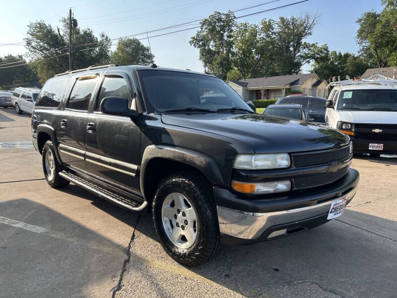 chevrolet suburban 2004 3GNEC16Z74G131623 image chevrolet suburban 2004 3GNEC16Z74G131623 image