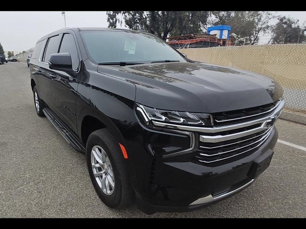 chevrolet suburban 2024 1GNSCCKT7RR400033 image chevrolet suburban 2024 1GNSCCKT7RR400033 image