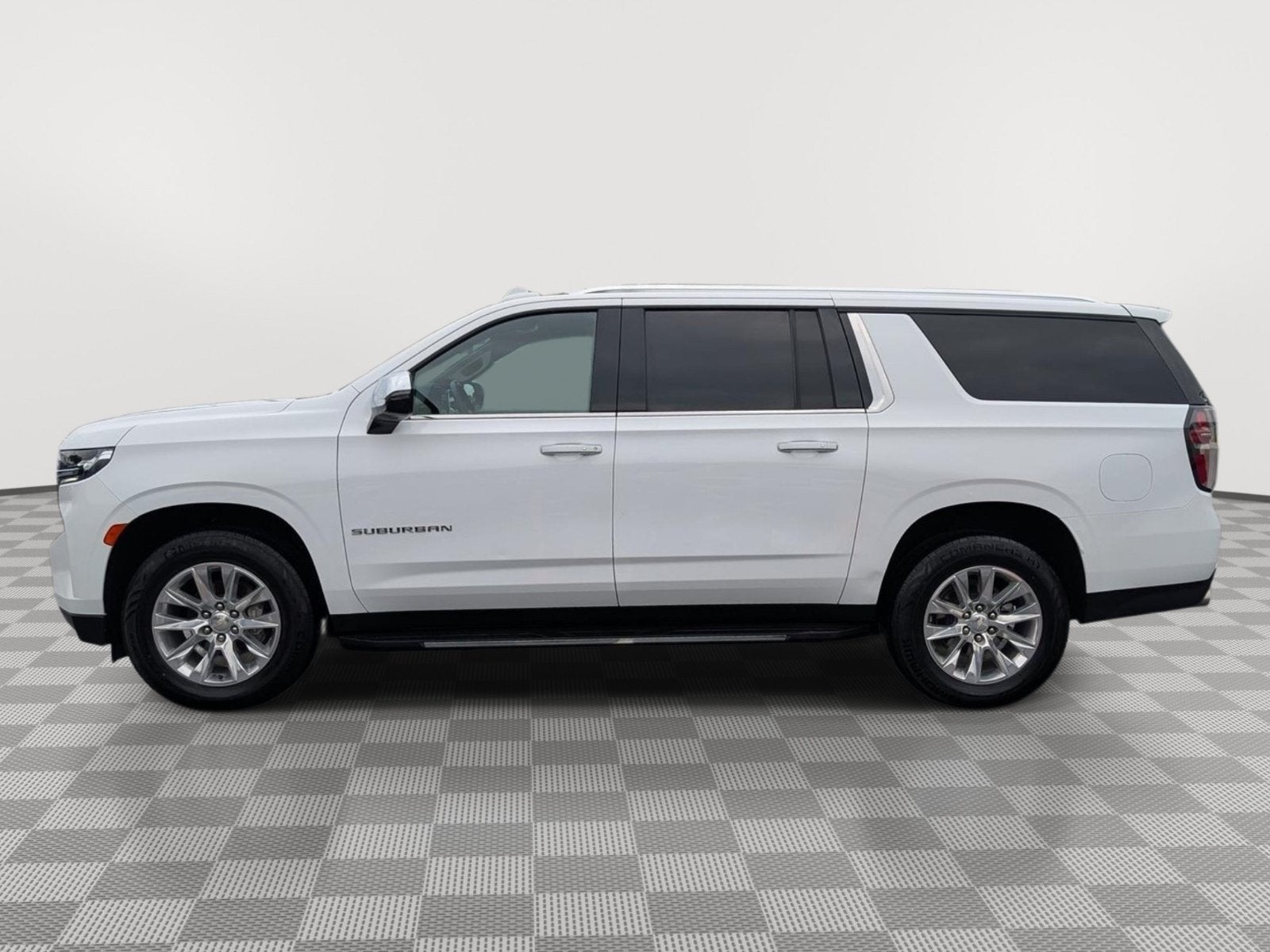chevrolet suburban 2024 1GNSCFKD3RR215309 image chevrolet suburban 2024 1GNSCFKD3RR215309 image