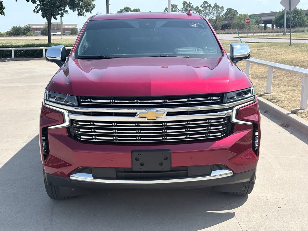 chevrolet suburban 2024 1GNSKFKD0RR339881 image chevrolet suburban 2024 1GNSKFKD0RR339881 image