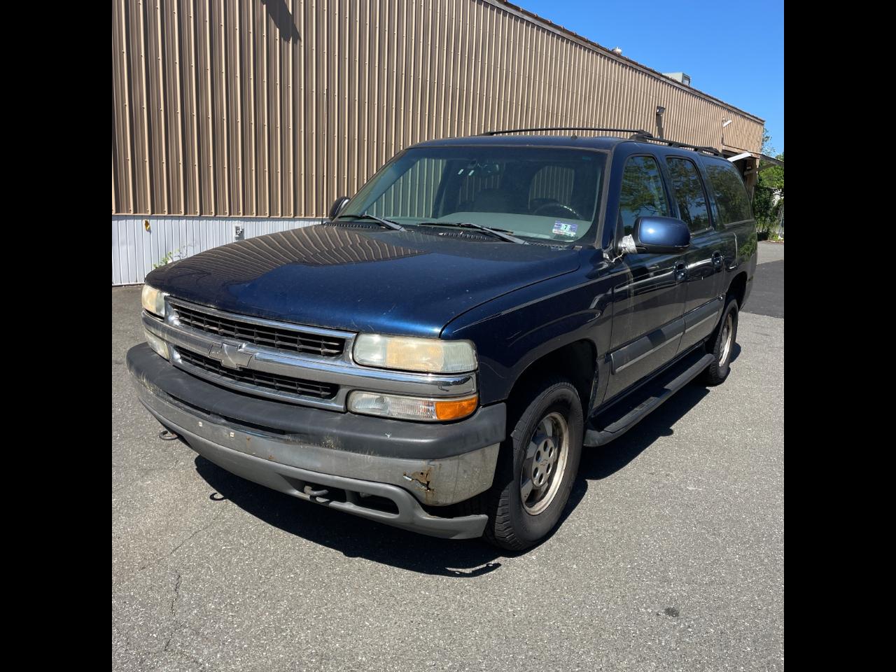 chevrolet suburban 2002 3GNFK16Z42G291401 image chevrolet suburban 2002 3GNFK16Z42G291401 image
