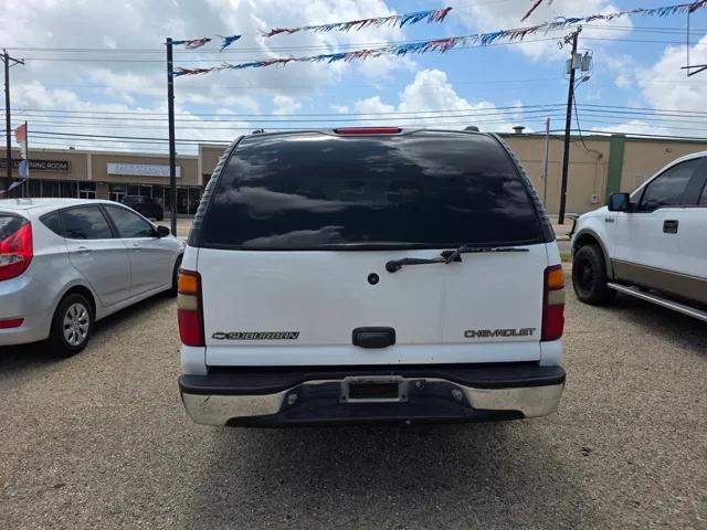 chevrolet suburban 2002 3GNEC16Z62G130220 image chevrolet suburban 2002 3GNEC16Z62G130220 image