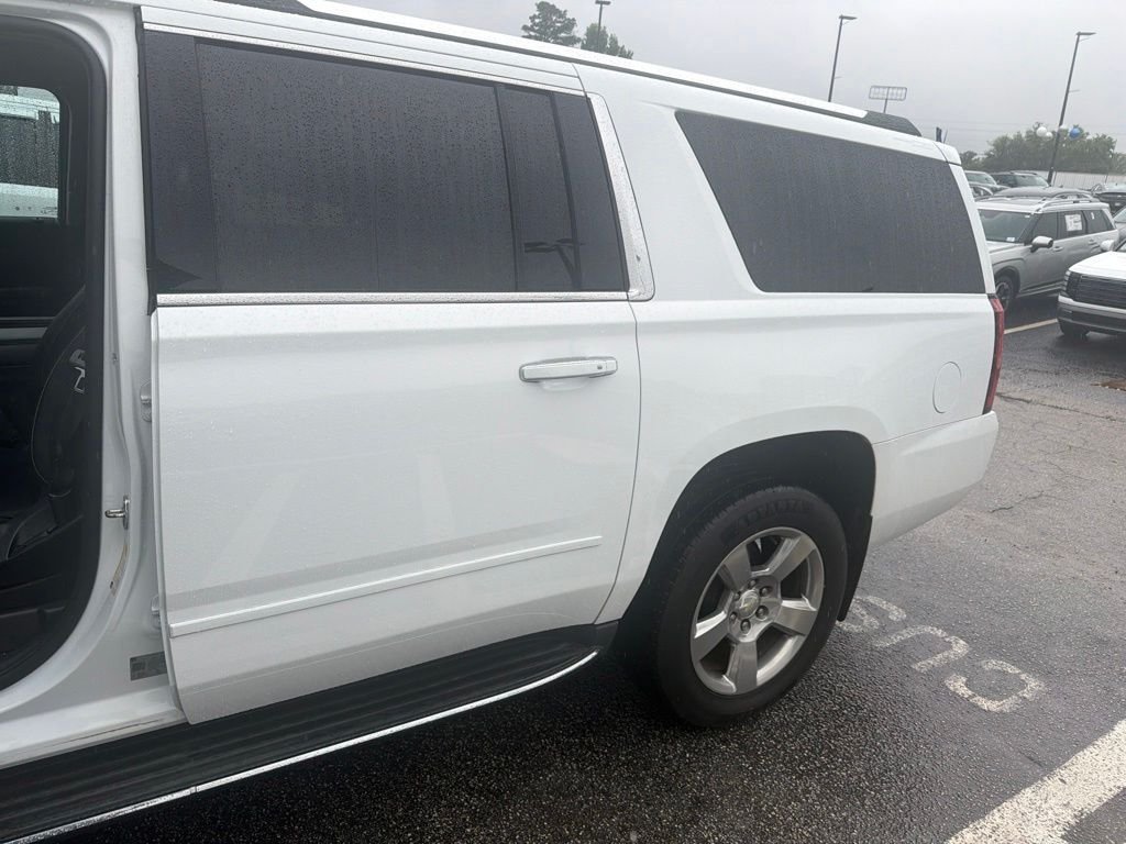 chevrolet suburban 2020 1GNSCJKC3LR203033 image chevrolet suburban 2020 1GNSCJKC3LR203033 image