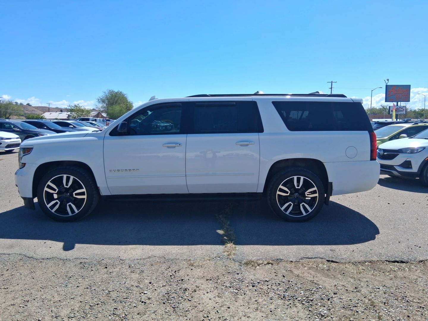 chevrolet suburban 2020 1GNSKJKJ7LR103437 image chevrolet suburban 2020 1GNSKJKJ7LR103437 image