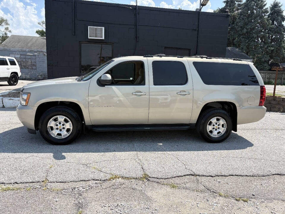 chevrolet suburban 2011 1GNSKHE34BR279690 image chevrolet suburban 2011 1GNSKHE34BR279690 image