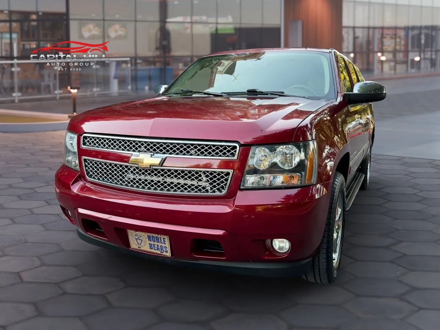 chevrolet suburban 2011 1GNSCKE03BR180956 image chevrolet suburban 2011 1GNSCKE03BR180956 image