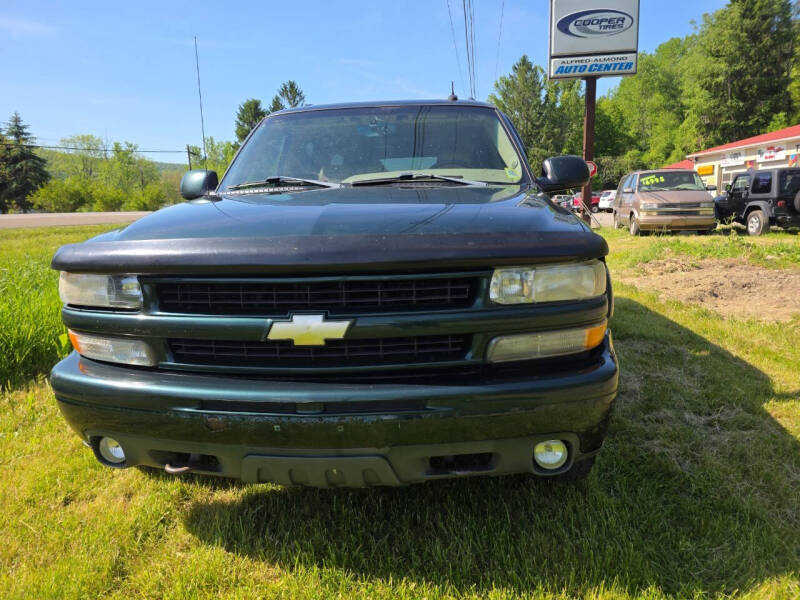 chevrolet suburban 2003 3GNFK16Z63G259048 image chevrolet suburban 2003 3GNFK16Z63G259048 image