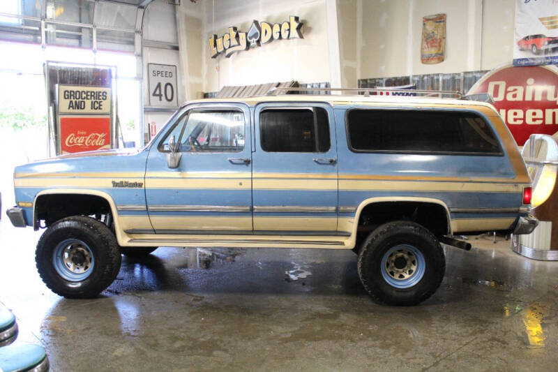 chevrolet suburban 1987 1GNEV16K9HF146189 image chevrolet suburban 1987 1GNEV16K9HF146189 image