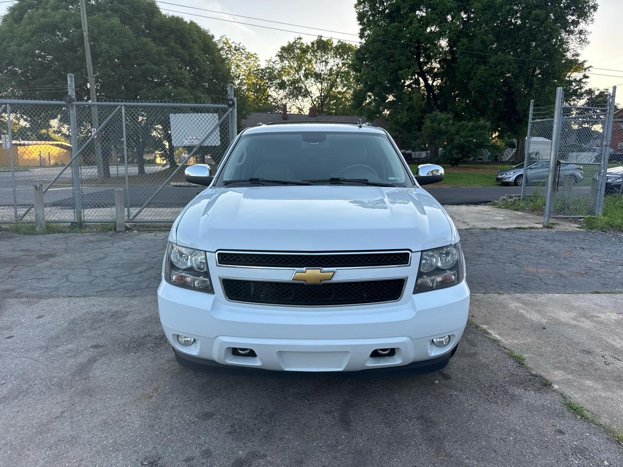 chevrolet suburban 2013 1GNSCJE04DR255872 image chevrolet suburban 2013 1GNSCJE04DR255872 image