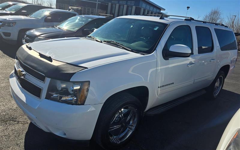 chevrolet suburban 2013 1GNSCJE03DR133066 image chevrolet suburban 2013 1GNSCJE03DR133066 image