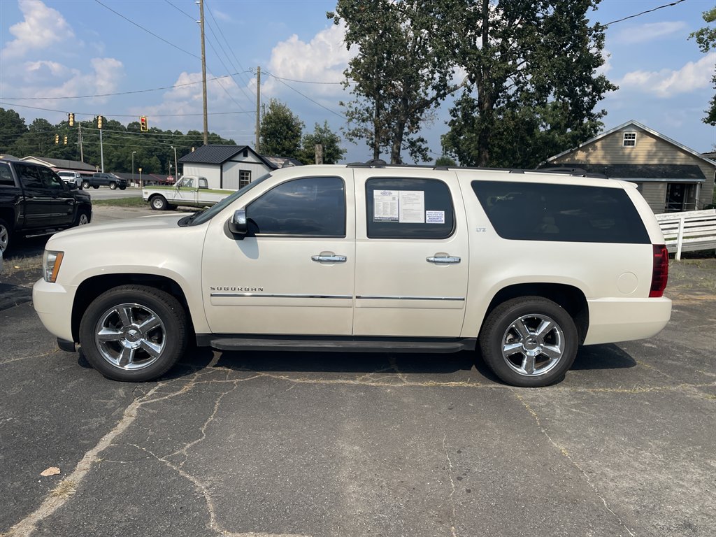 chevrolet suburban 2013 1GNSCKE03DR162234 image chevrolet suburban 2013 1GNSCKE03DR162234 image